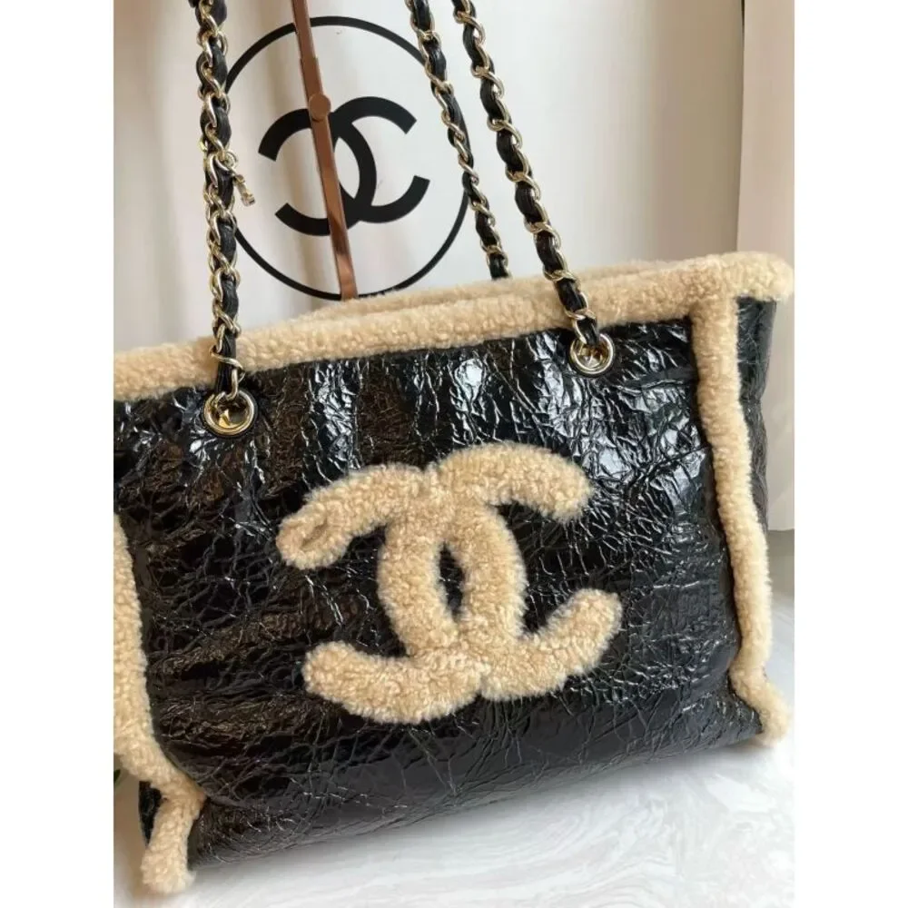 Chanel Women Pre-Loved Bag Very Good Condition